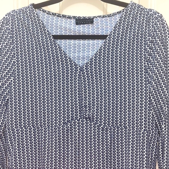 Apostrophe v neck lack and white polka dots - Picture 4 of 4